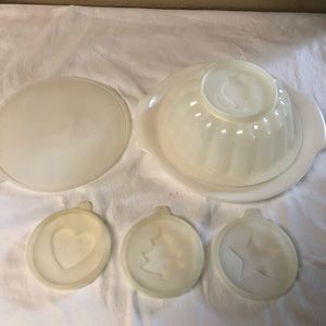 Vintage Tupperware Jello Mold